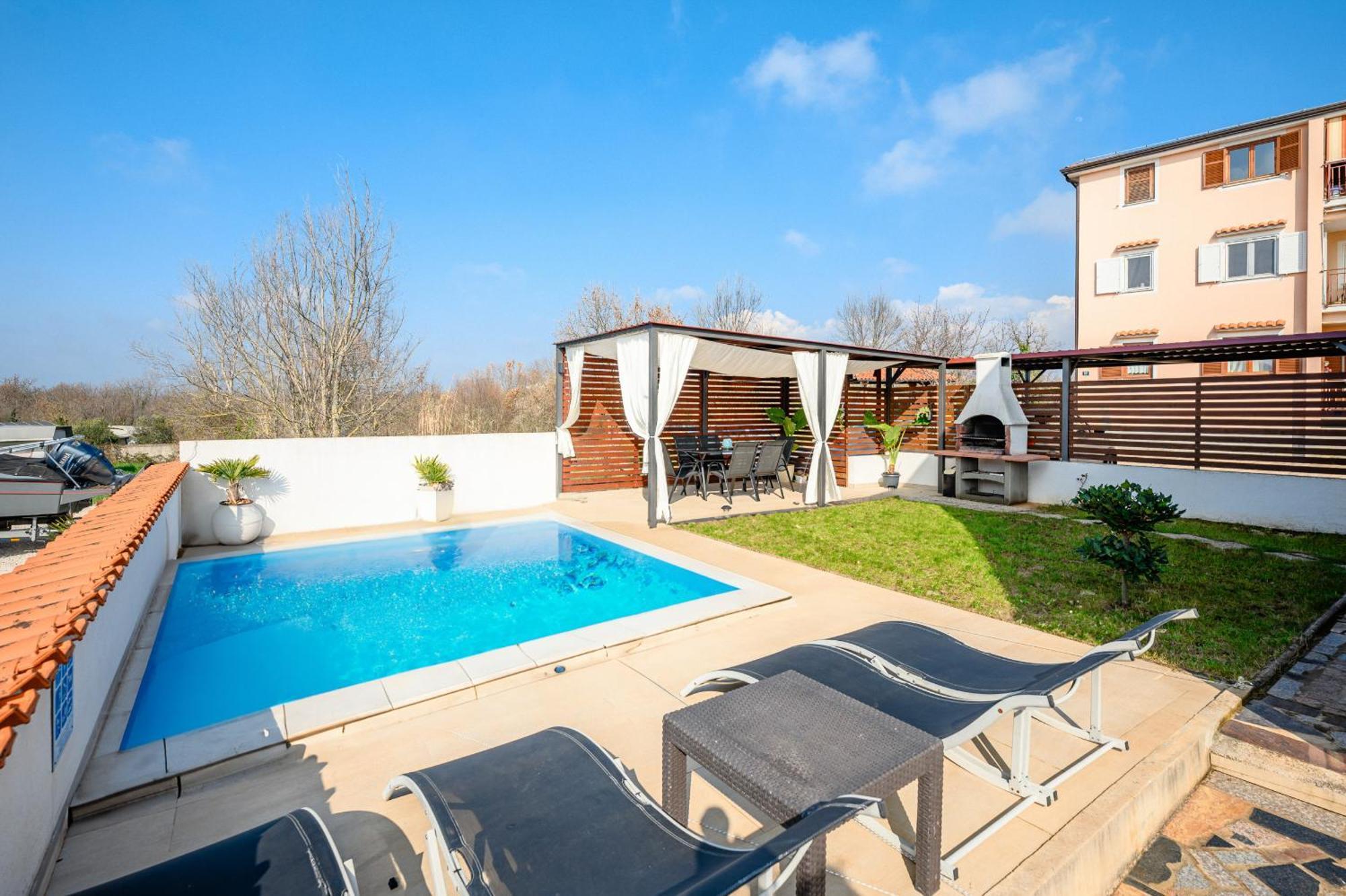 Charming Apartments Rose 1&2 With Pool Πόρετς Εξωτερικό φωτογραφία